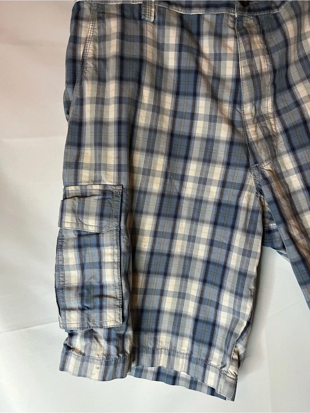 Dockers Blue & White Plaid Cargo Shorts with Side Pockets